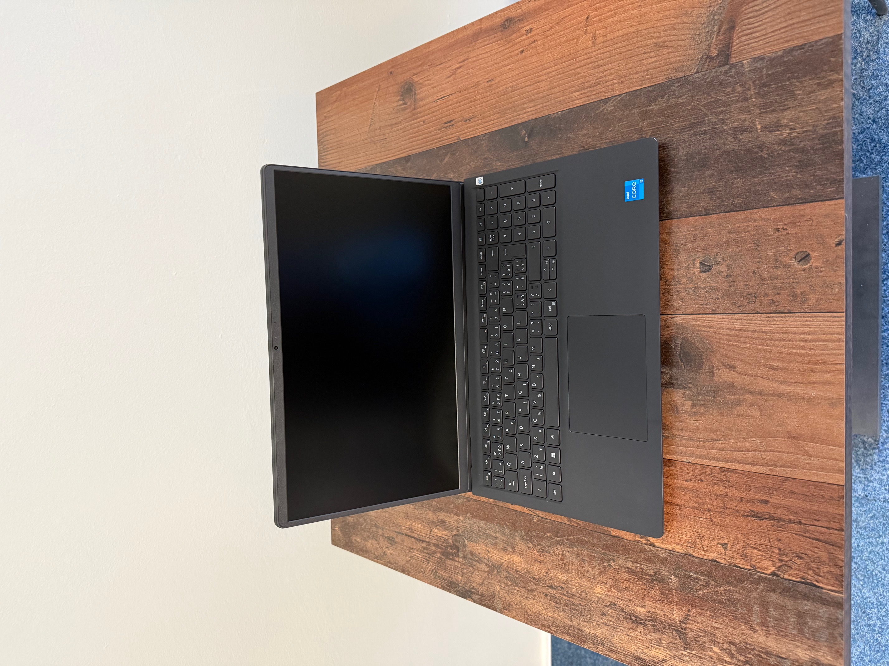 Dell Pro 15 Essential