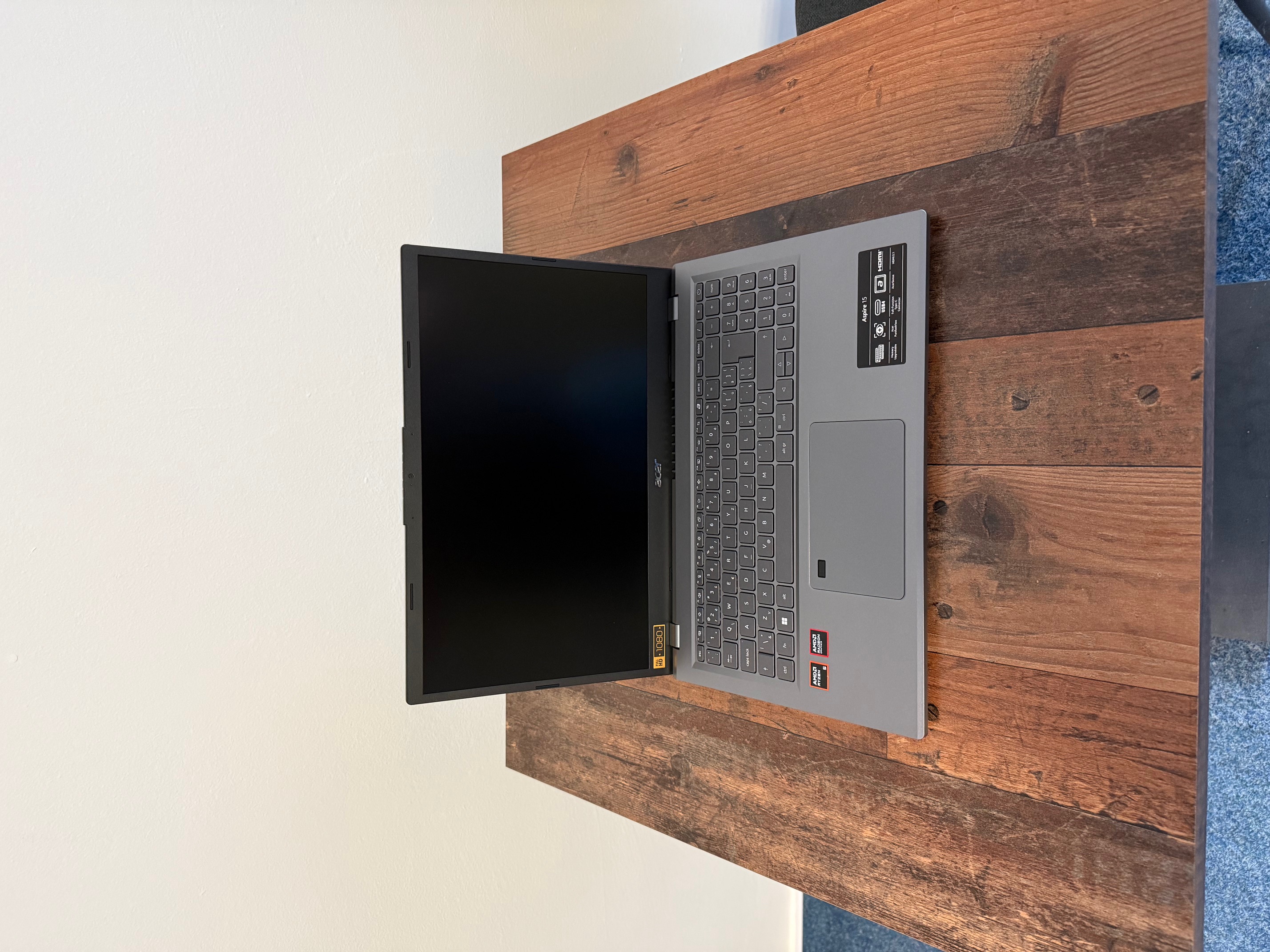 Acer  Aspire 15 - Doporučuji